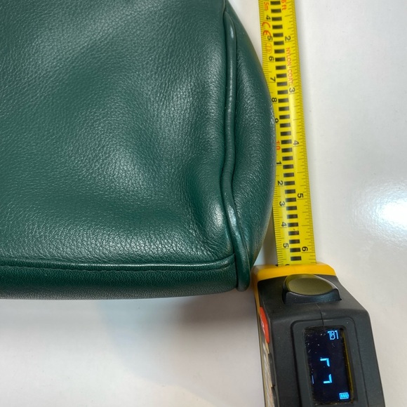 Vintage Sadie Rivers Gold Tone Chain Green Leather Clutch Purse Crossbody 10x6” - Picture 15 of 16